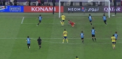 Bị loại ở AFC Champions League, Ronaldo hành động kì lạ