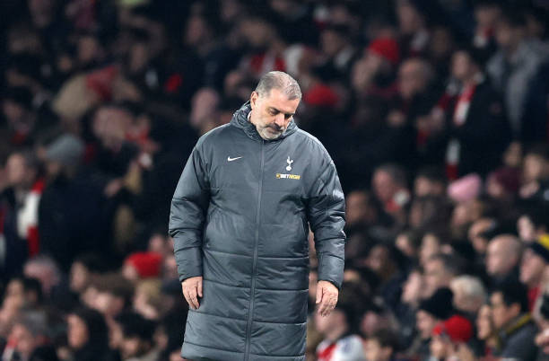 Rốt cuộc Tottenham là đội bóng đen đủi hay ngây thơ đến khó tin 2