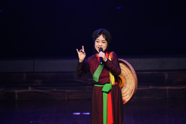 Nghệ sĩ Thu Hiền: Tiết lộ lý do mang dân ca Quan họ Bắc Ninh đến sân khấu biểu diễn ở Hà Nội - Ảnh 3.